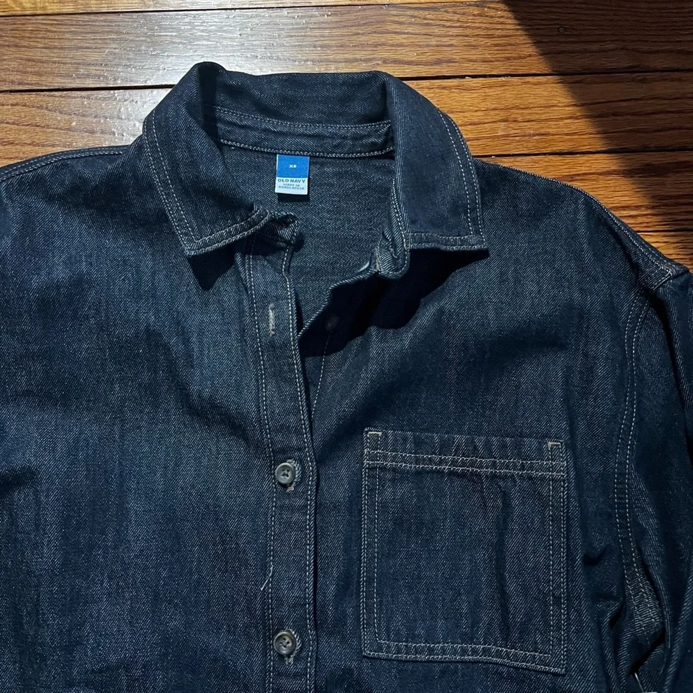 Old Navy Denim Top - Picture 5 of 6